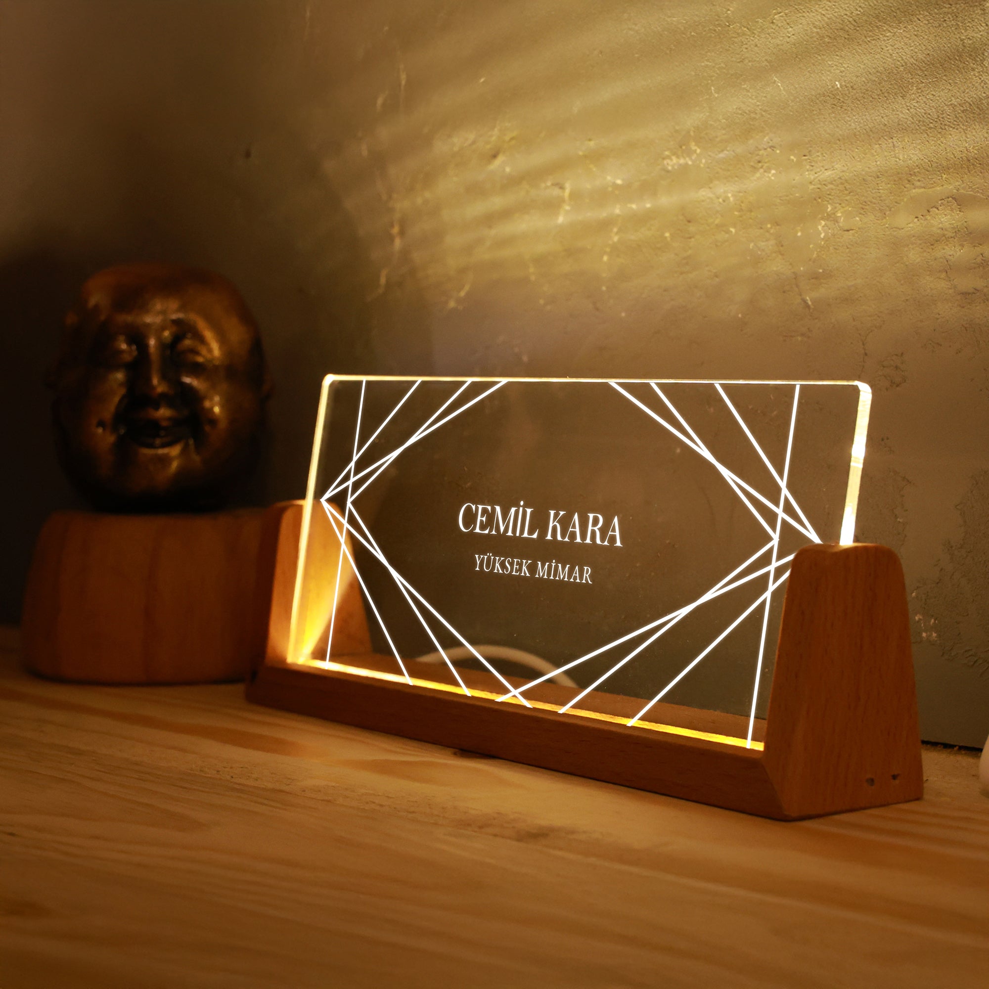 KİŞİYE ÖZEL LED IŞIKLI MASA İSİMLİĞİ