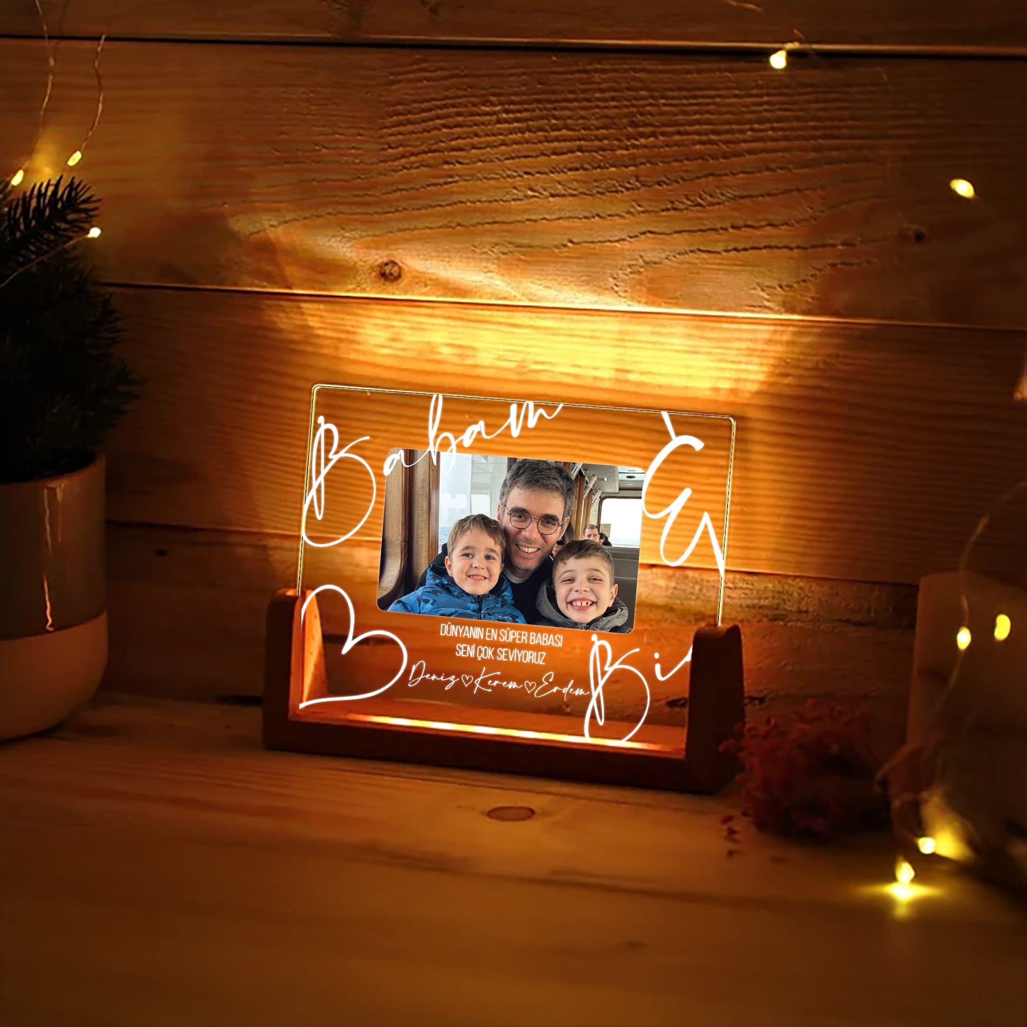 KİŞİYE ÖZEL YATAY FOTOĞRAFLI "BABAM VE BİZ" LED GECE LAMBASI