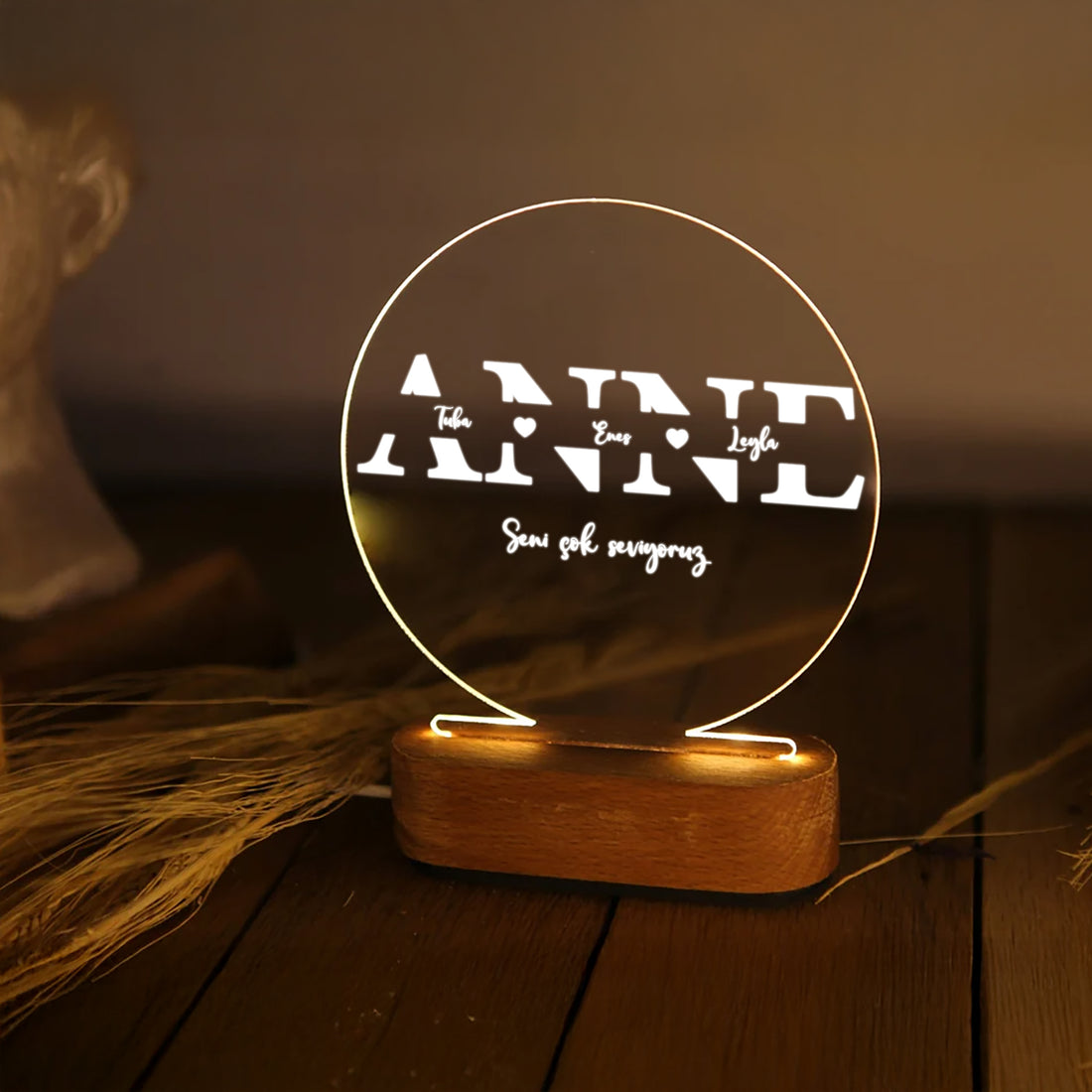 KİŞİYE ÖZEL LED IŞIKLI &quot;ANNE&quot;YAZILI AKRİLİK GECE LAMBASI