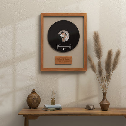 KİŞİYE ÖZEL DOĞAL AHŞAP ÇERÇEVELİ KUMAŞ VİNİL PLAK WALLART