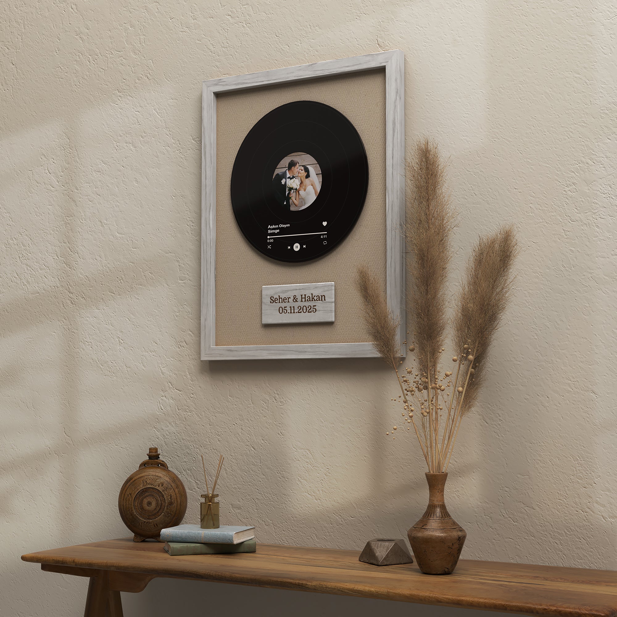 KİŞİYE ÖZEL DOĞAL AHŞAP ÇERÇEVELİ KUMAŞ VİNİL PLAK WALLART