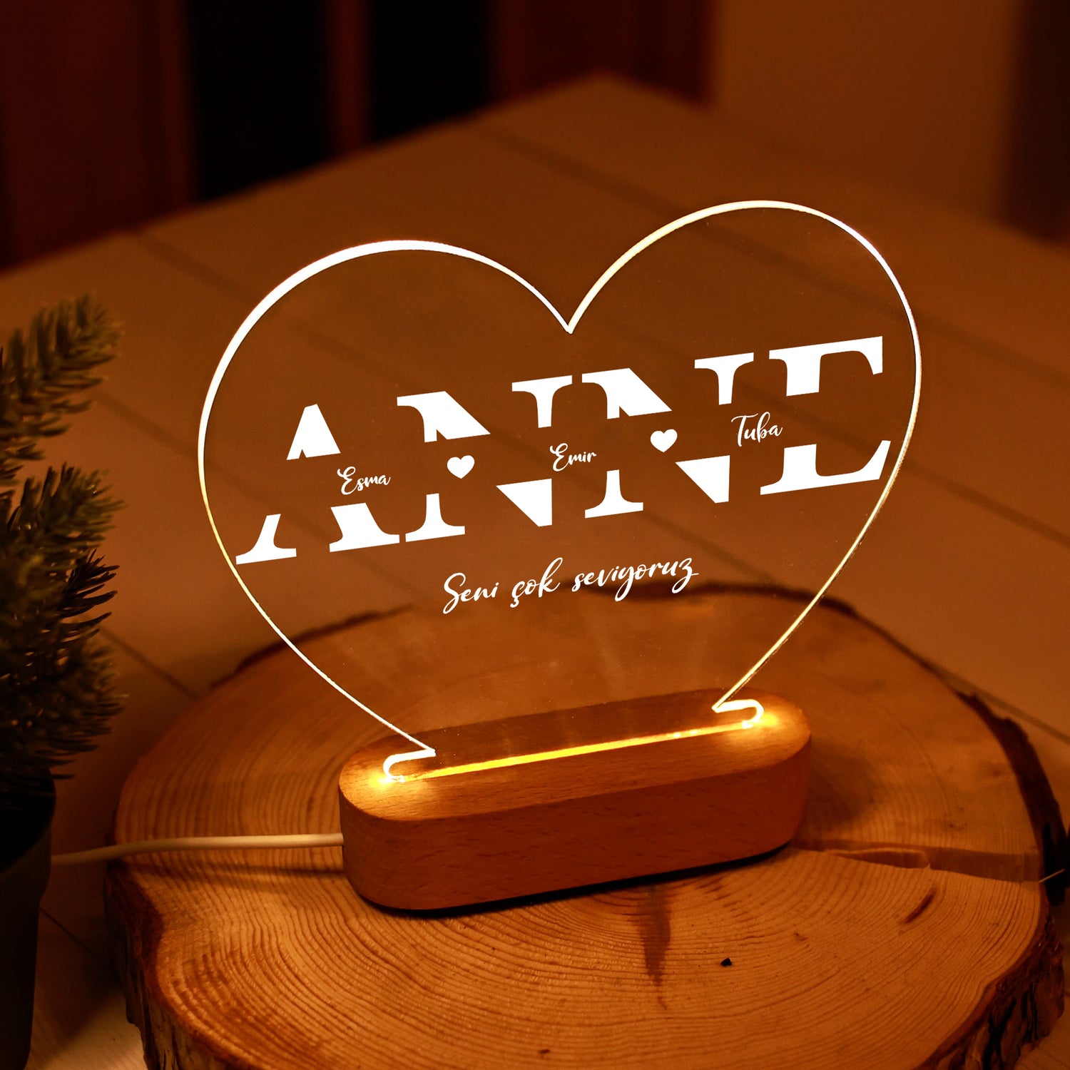KİŞİYE ÖZEL KALP ANNE LED GECE LAMBASI