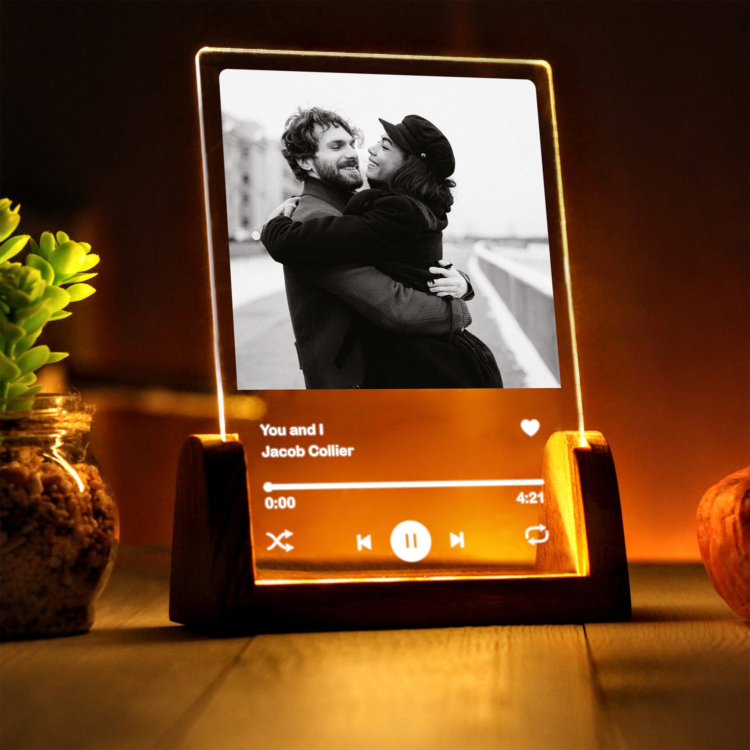 KİŞİYE ÖZEL FOTOĞRAFLI MÜZİK TEMALI LED GECE LAMBASI