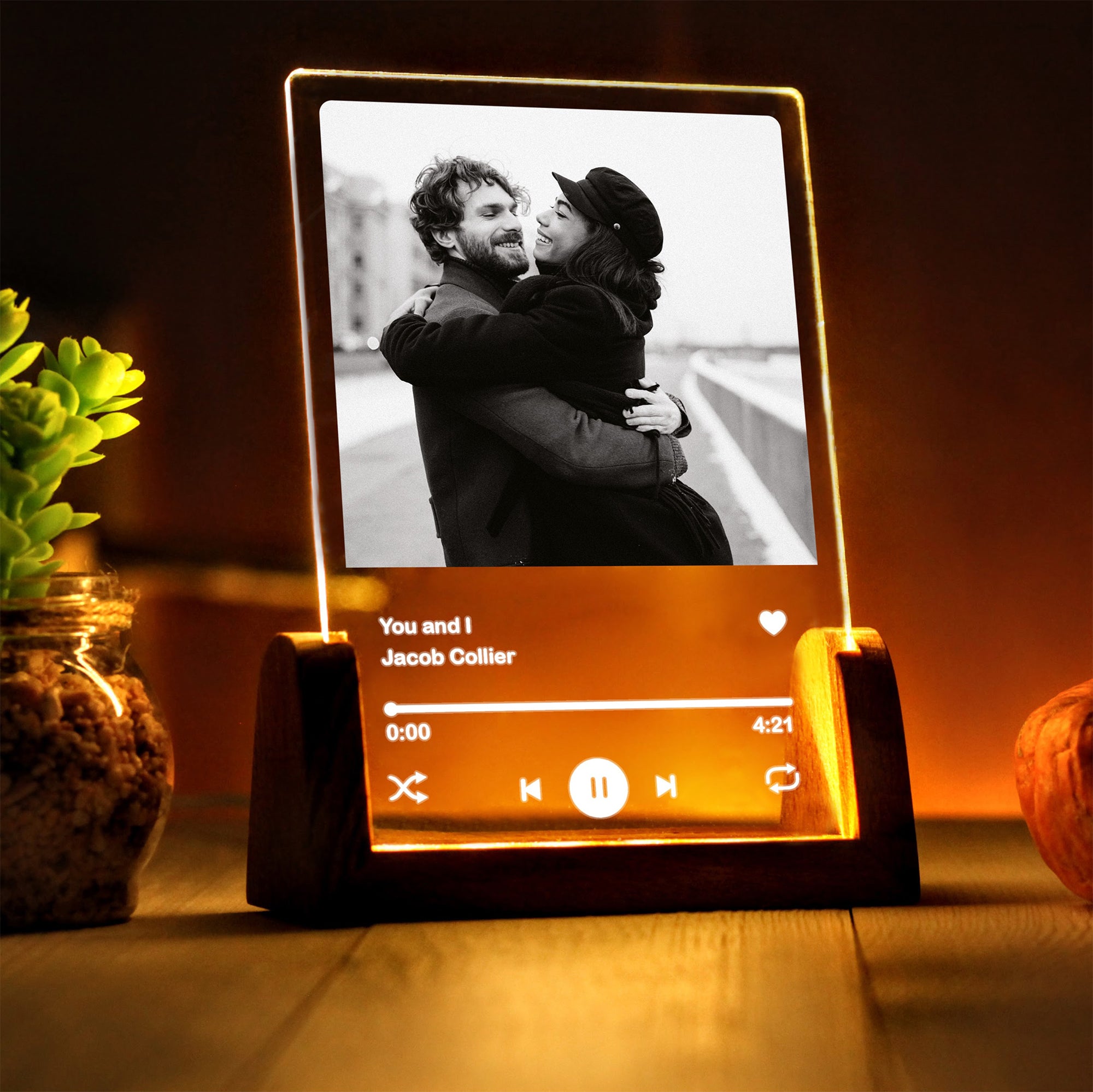 KİŞİYE ÖZEL FOTOĞRAFLI MÜZİK TEMALI LED GECE LAMBASI
