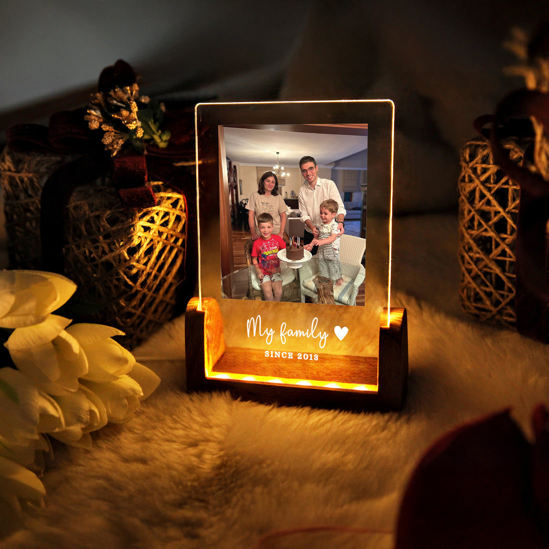 KİŞİYE ÖZEL KOLAJ FOTOĞRAFLI LED GECE LAMBASI