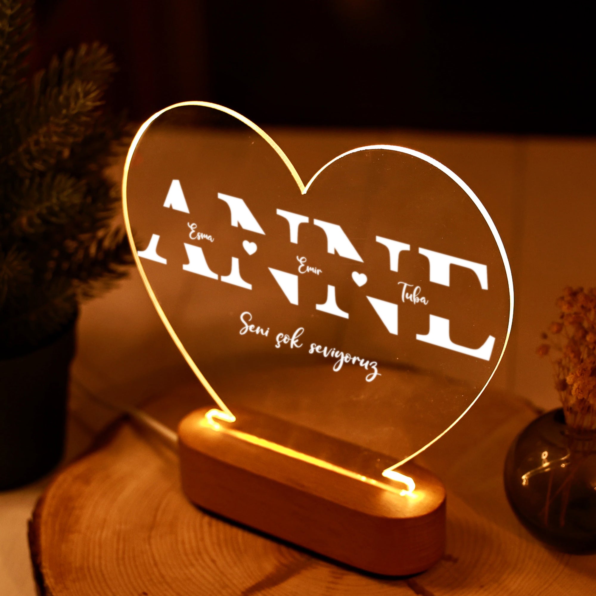 KİŞİYE ÖZEL KALP ANNE LED GECE LAMBASI