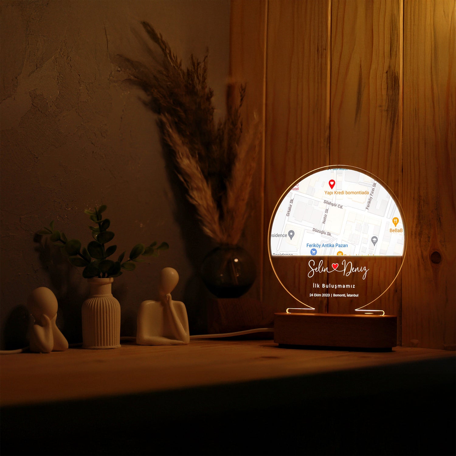 KİŞİYE ÖZEL KONUMLU HARİTA LED GECE LAMBASI
